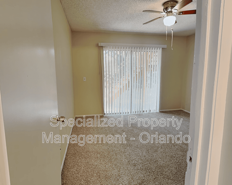 Kissimmee Townhome: 1717 Michigan Ave