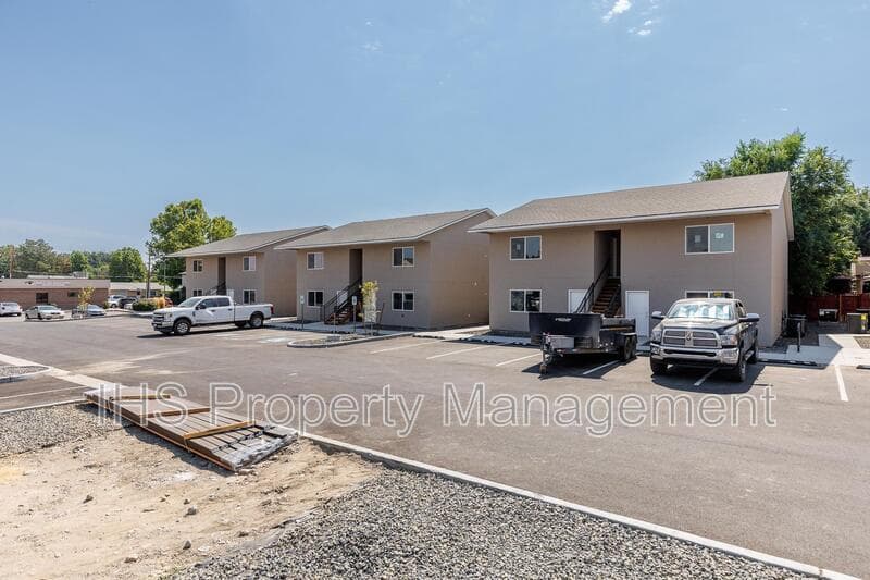 West Richland Condo: 485 S. 38th Ave.