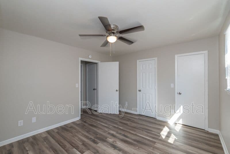 Augusta House: 1602 Johns Road