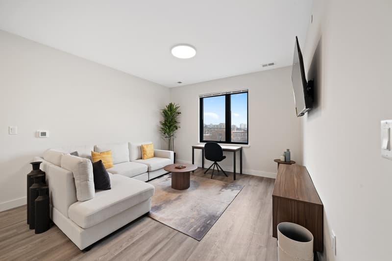 Orange Condo: 72 S Essex Ave, City of Orange, NJ 07050 - 612