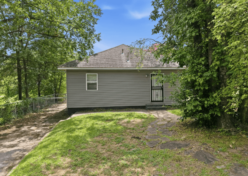 Birmingham House: 1532 Warrior Road