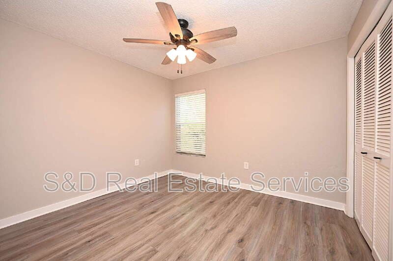 Lakeland House: 2118 Sandy Hook