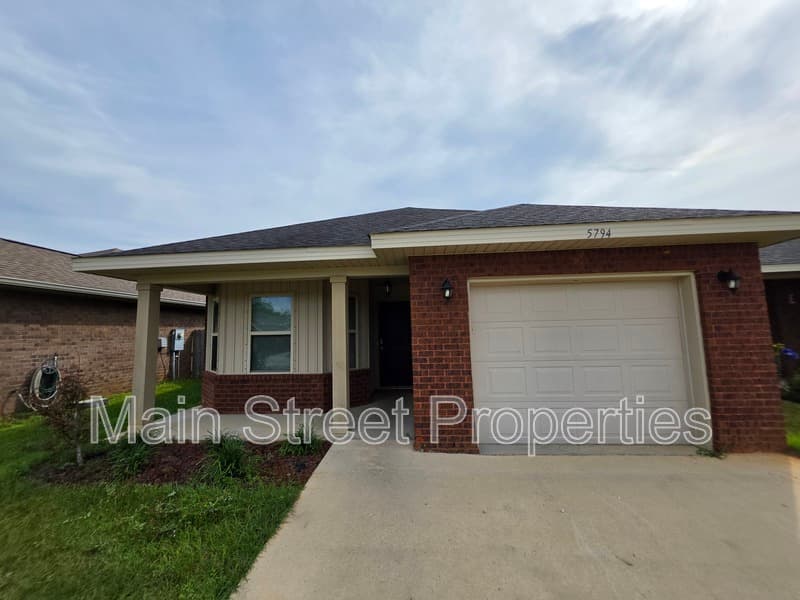 Pace House: 5794 Corkscrew Ct