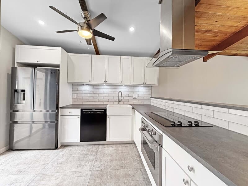 Hollywood Townhome: 249 Briarwood Circle