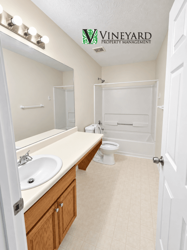 Acworth House: 3713 Crescent Hill Lane NW