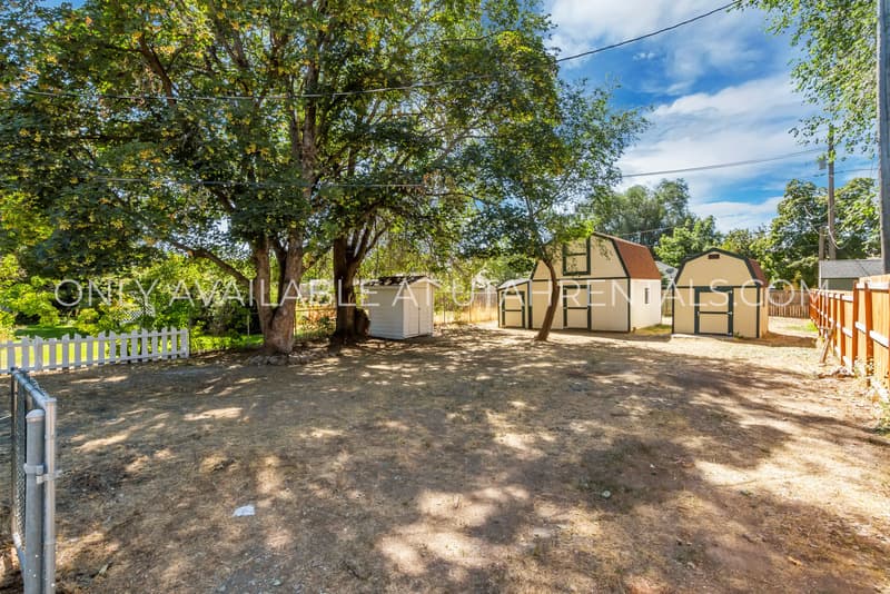 American Fork House: 411 W Main St