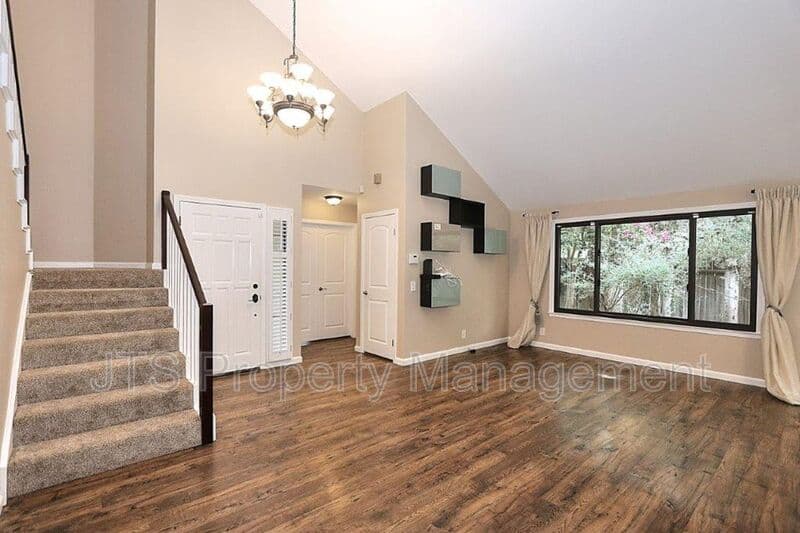 Gold River House: 2173 Roaring Camp Drive