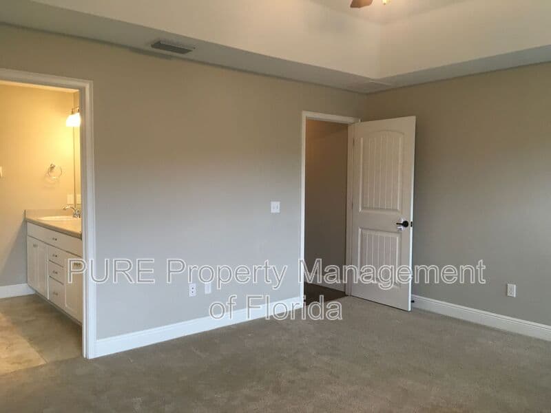 Ocala House: 24 Juniper Circle Rd