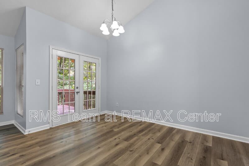 Decatur House: 2262 Cobb Creek Dr