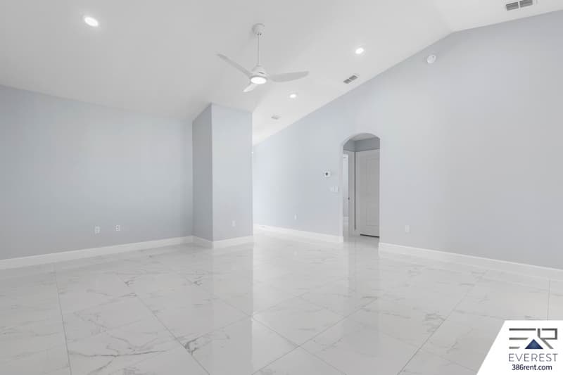 Palm Coast House: 10 Llovera Pl