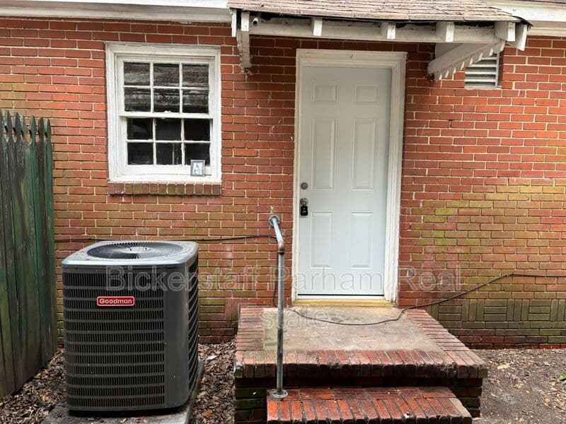 Columbus Condo: 3623 Fifteenth Avenue