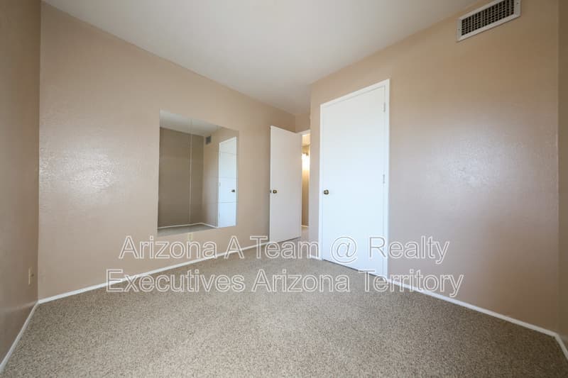 Tucson House: 2602 S. Black Moon Drive