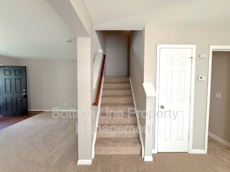 Charlotte House: 1320 Ben Livingston Rd
