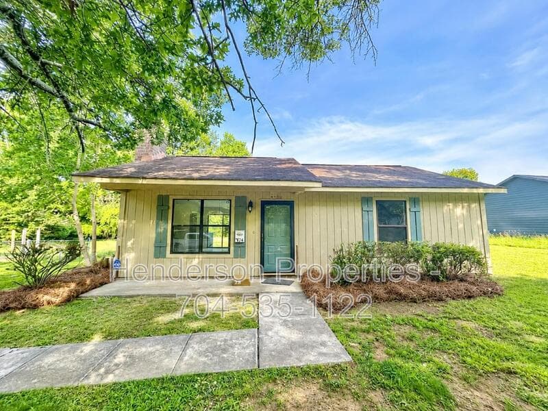 Charlotte House: 7314 Meadowland Dr
