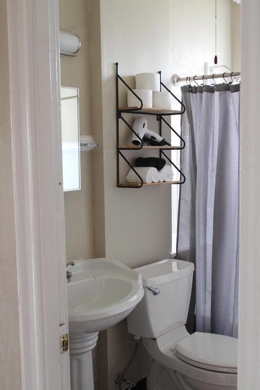 Saint Louis Condo: 4424 Oakland Ave 2W