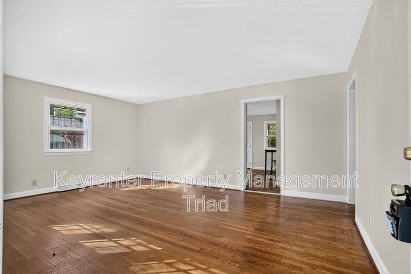 Winston Salem House: 1416 Clark Ave