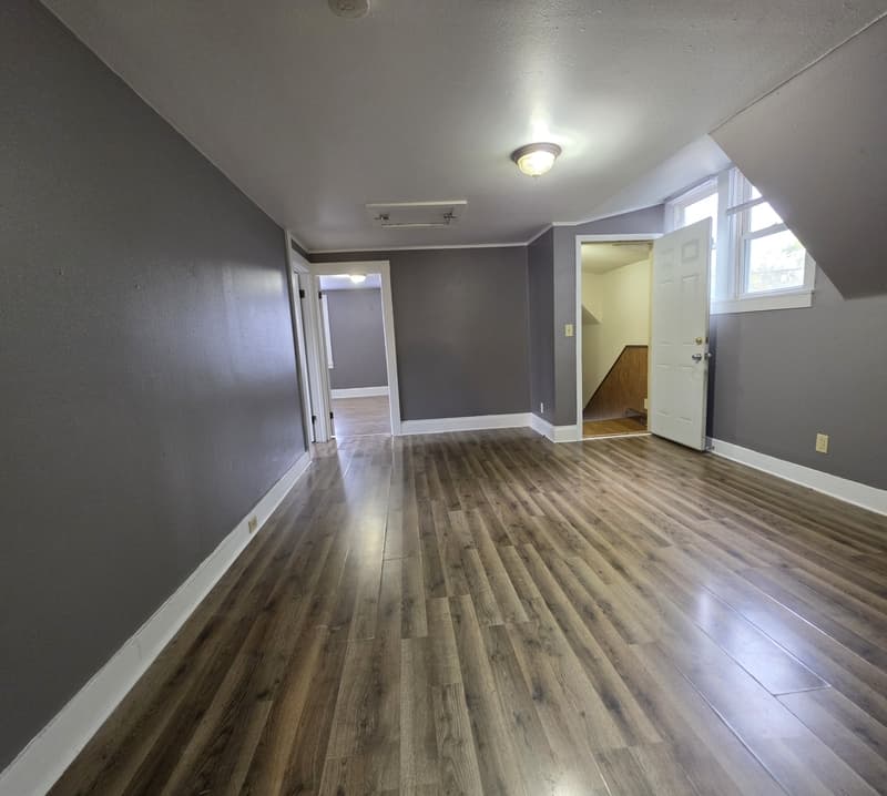 Oshkosh Condo: 515 Jackson Street - Upper