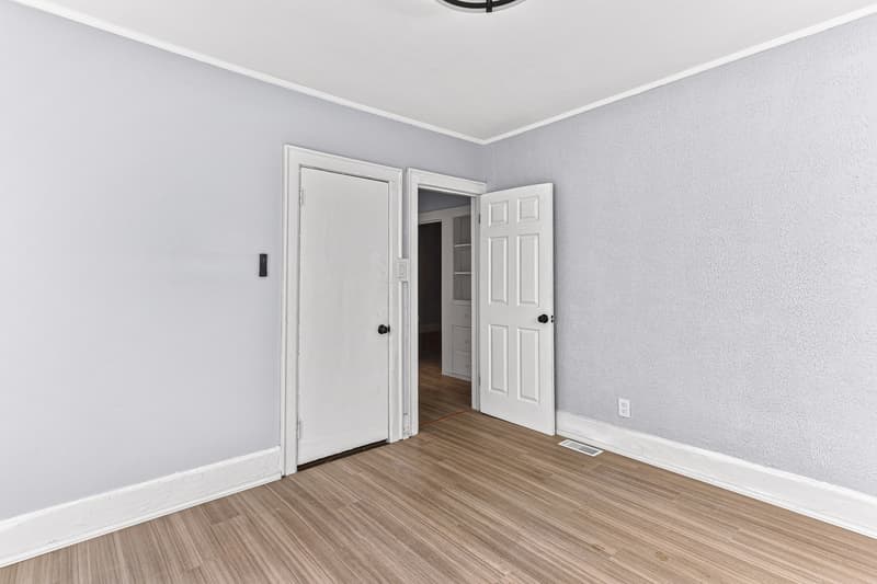 Detroit Condo: 3239 Fullerton Avenue - 1 Lower
