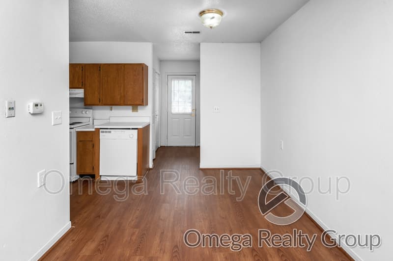 Columbiana Condo: 100 Egg And Butter Rd