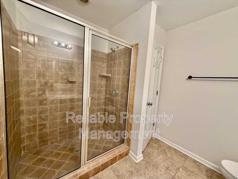 Clayton Townhome: 107 W Moss Creek Dr