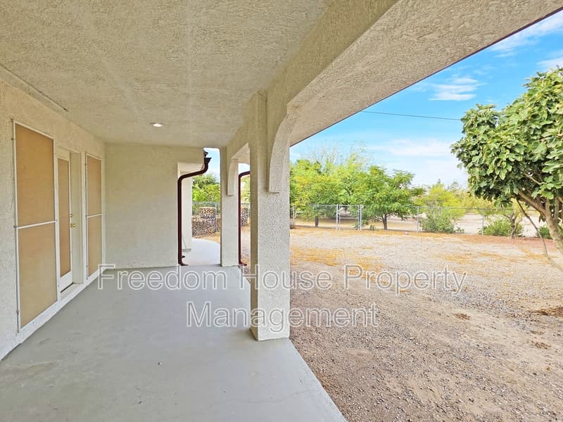 Pahrump House: 2060 River Plate Drive