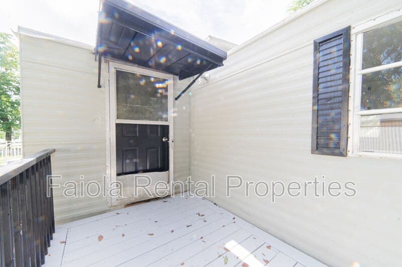 Franklinville House: 36 Hale Avenue