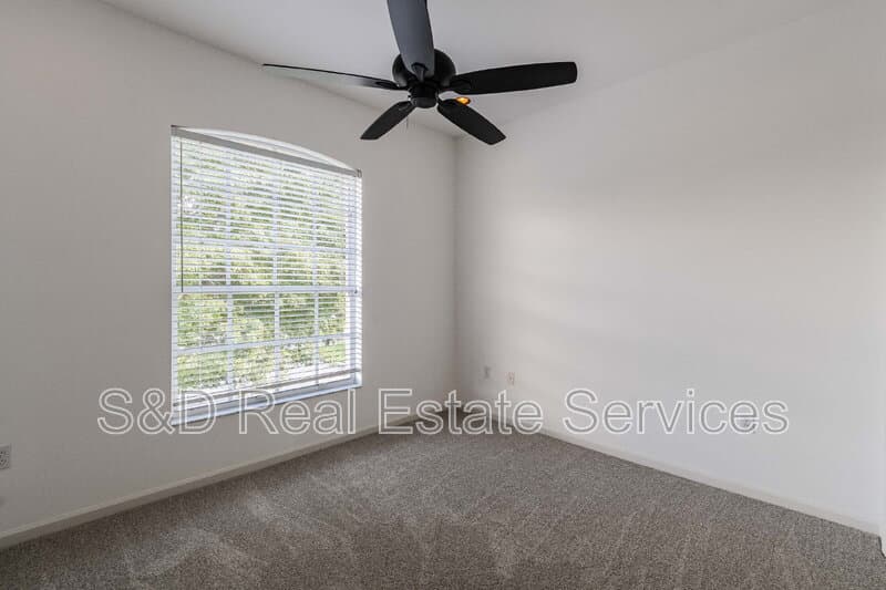 Lakeland Condo: 447 Enclave Place