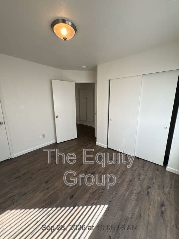 Tulare House: 107 West Sonora Avenue