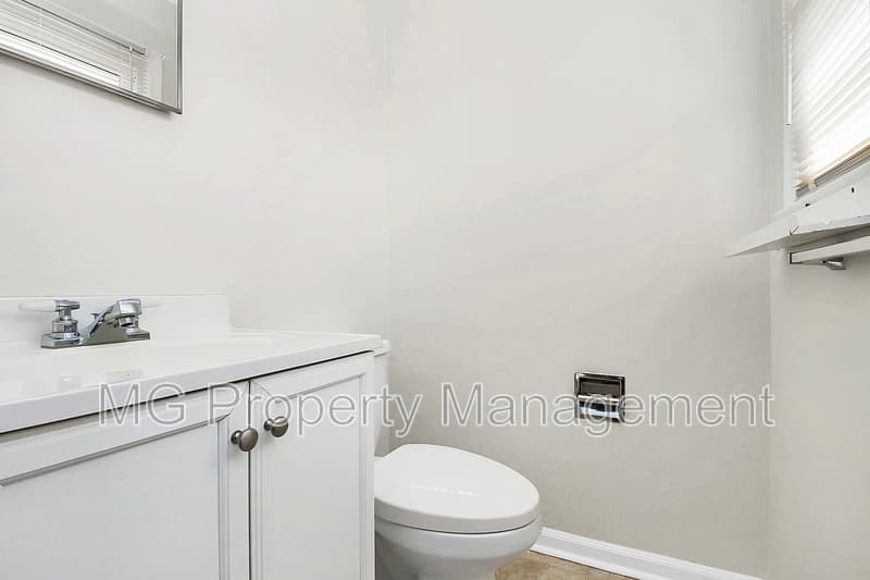 Pineville House: 243 Eden Circle
