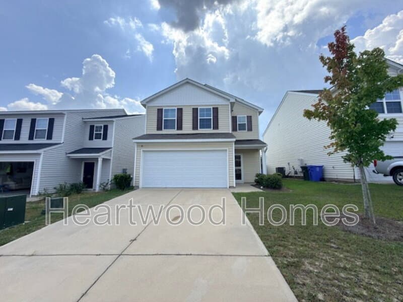 Elgin House: 406 Eclipse Lane