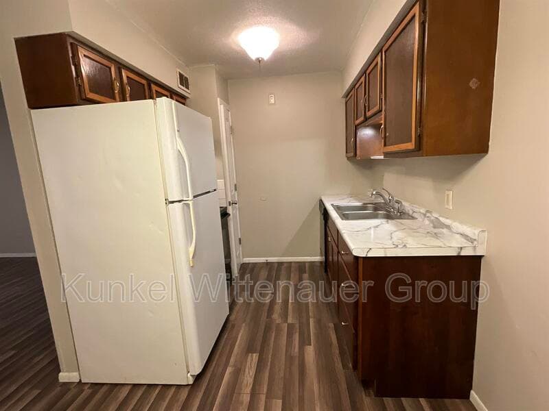 Swansea Condo: 1320-11 N 1st St