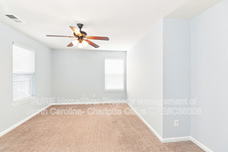 Waxhaw House: 3007 Fallondale Rd