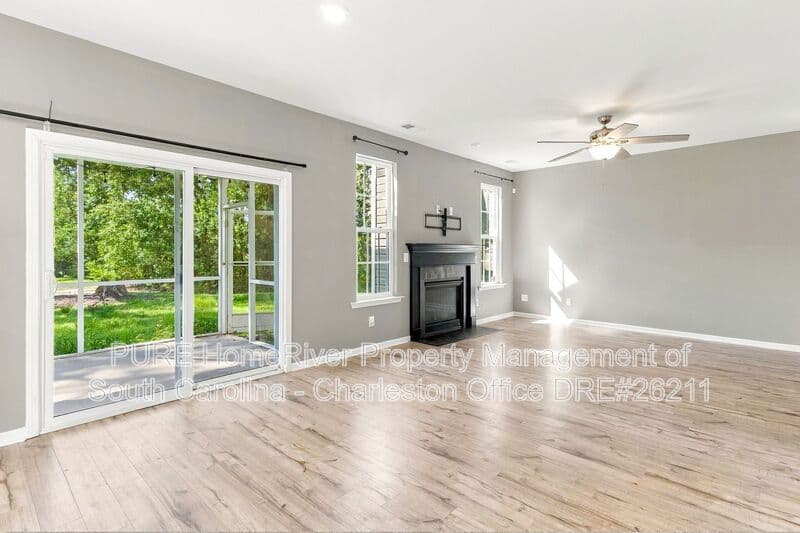 Moncks Corner House: 253 Catawba Branch Way