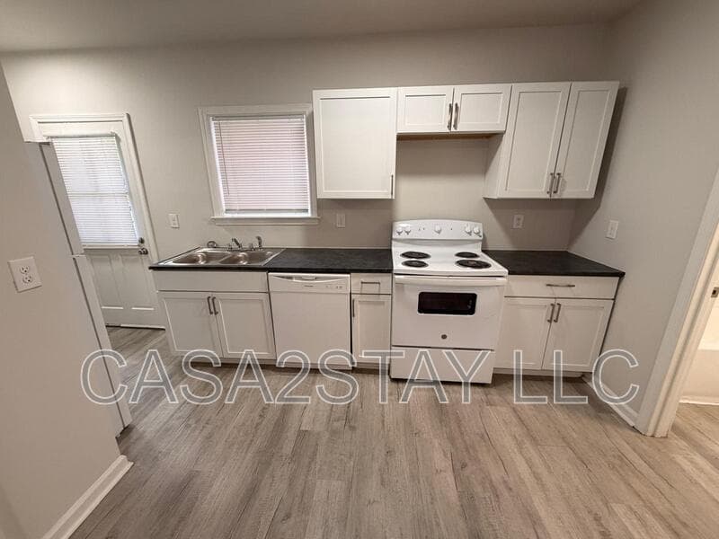 Louisville Condo: 1255 S Brook St