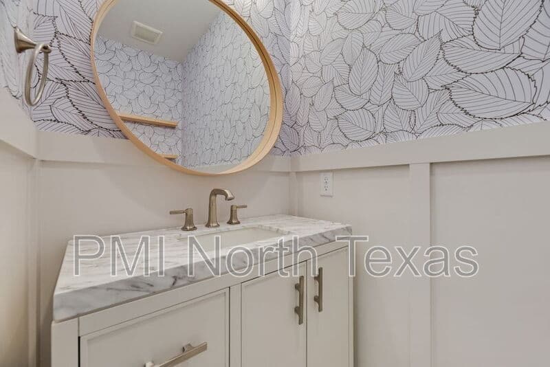 Prosper House: 770 Cavitt Court
