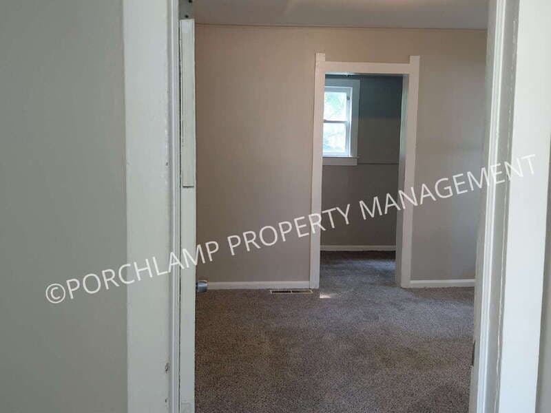 Muskegon Condo: 319 East Forest Avenue