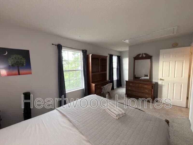West Columbia House: 264 Orchard Hill Drive