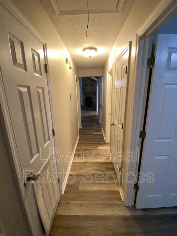 Hinesville House: 129 Deann Dr