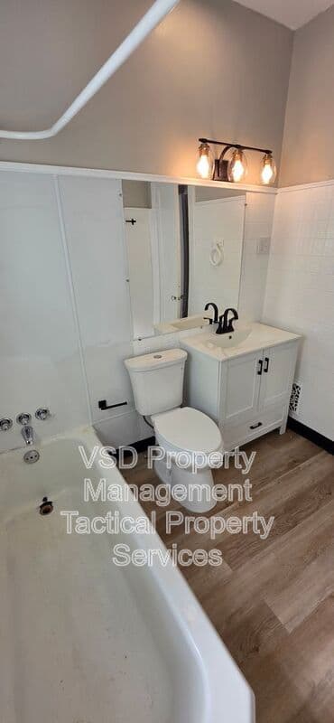 Cleveland Condo: 3254 W 99 St