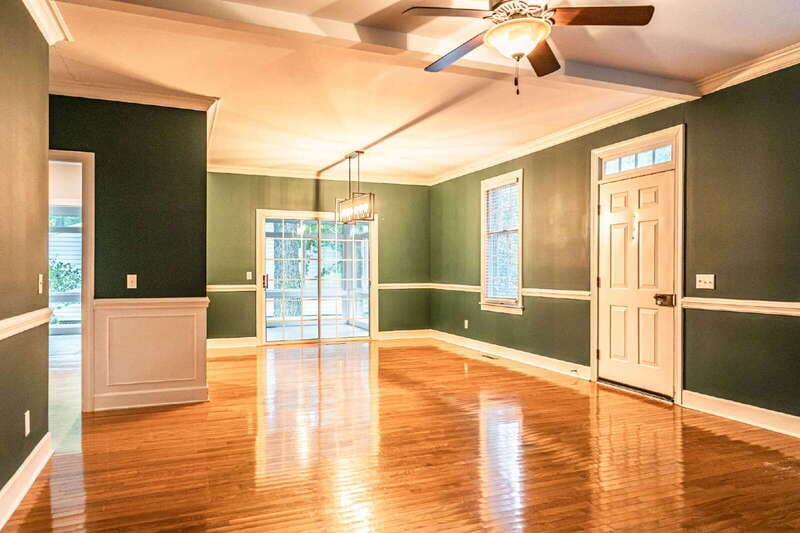 Southern Pines House: 22 Village in the Woods