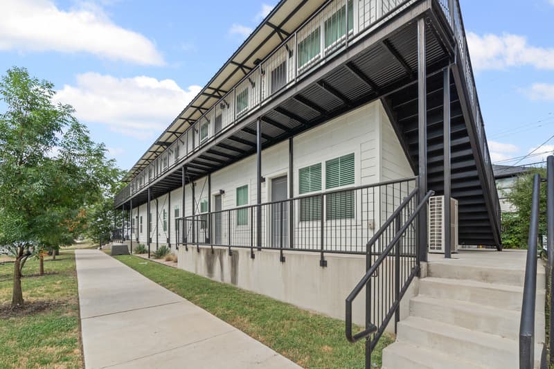 Fort Worth Condo: 3126 Lubbock Avenue