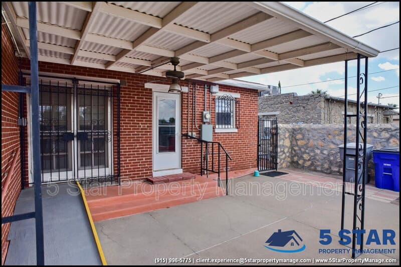 El Paso House: 815 Ellis Street