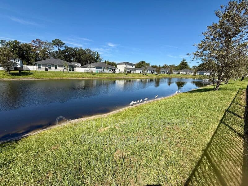 Jacksonville House: 4474 Civic Way