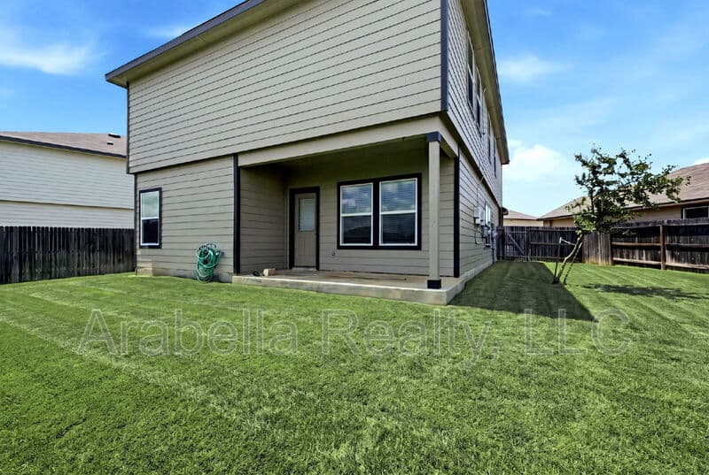 San Antonio House: 3430 Angus Creek