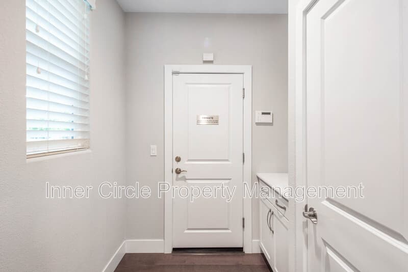 Brentwood House: 376 Bougainvilla Drive