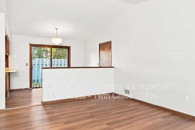 Brooklyn Park House: 7441 Major Ave N