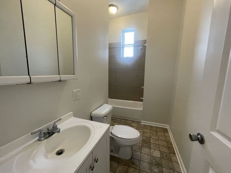 Chicago Condo: 4058 W. Armitage