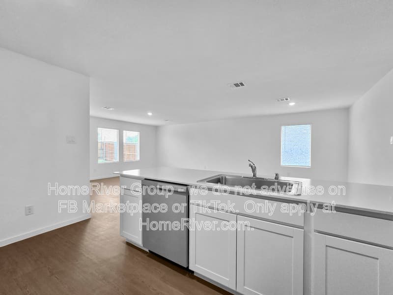 Joshua House: 2216 Jesse James Ln