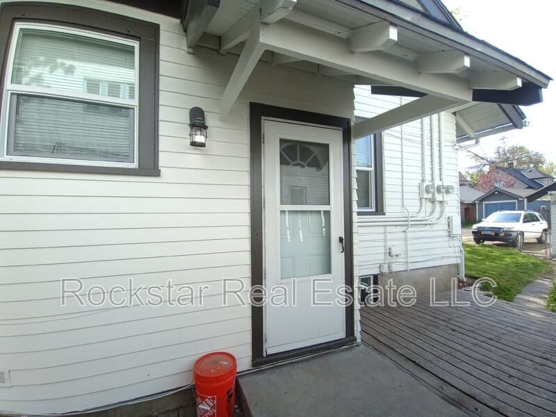 Spokane Condo: 1739 W 10th Ave