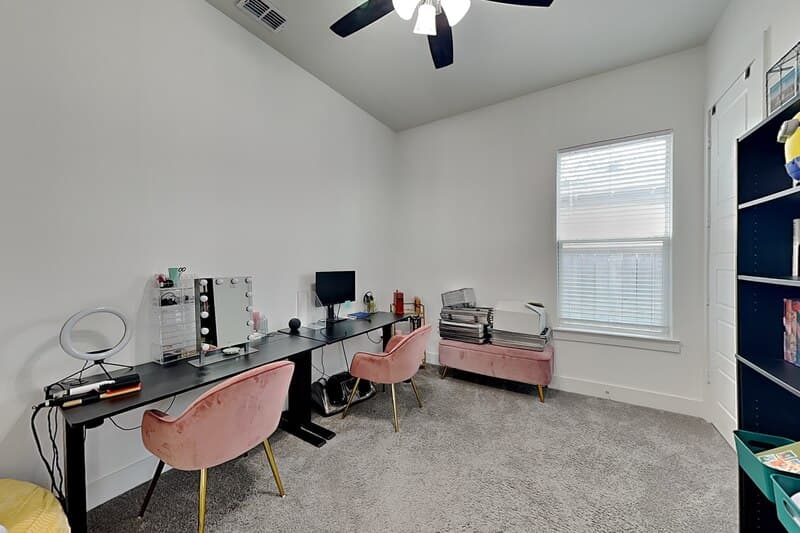 Dallas House: 1819 Bickers St